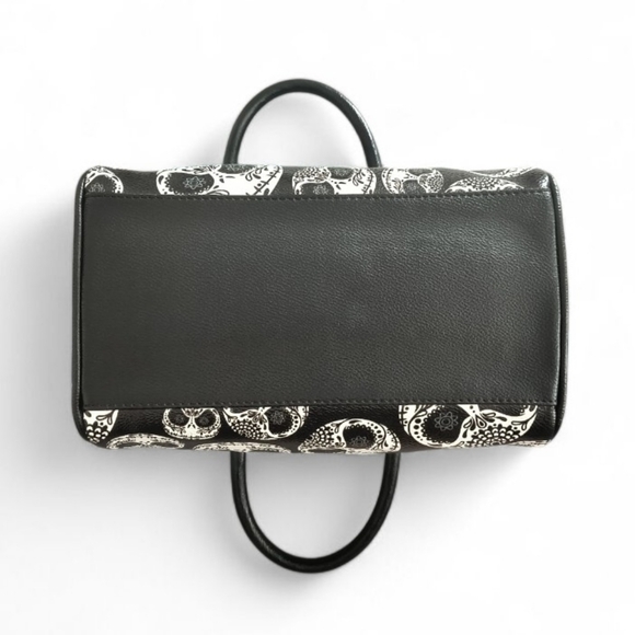 Loungefly Disney The Nightmare Before Christmas Jack Sugar Skull Barrel Bag Set - Picture 5 of 16